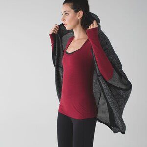 Lululemon Anahatasana Long Sleeve Tee Heathered Cranberry Size 8 NWT